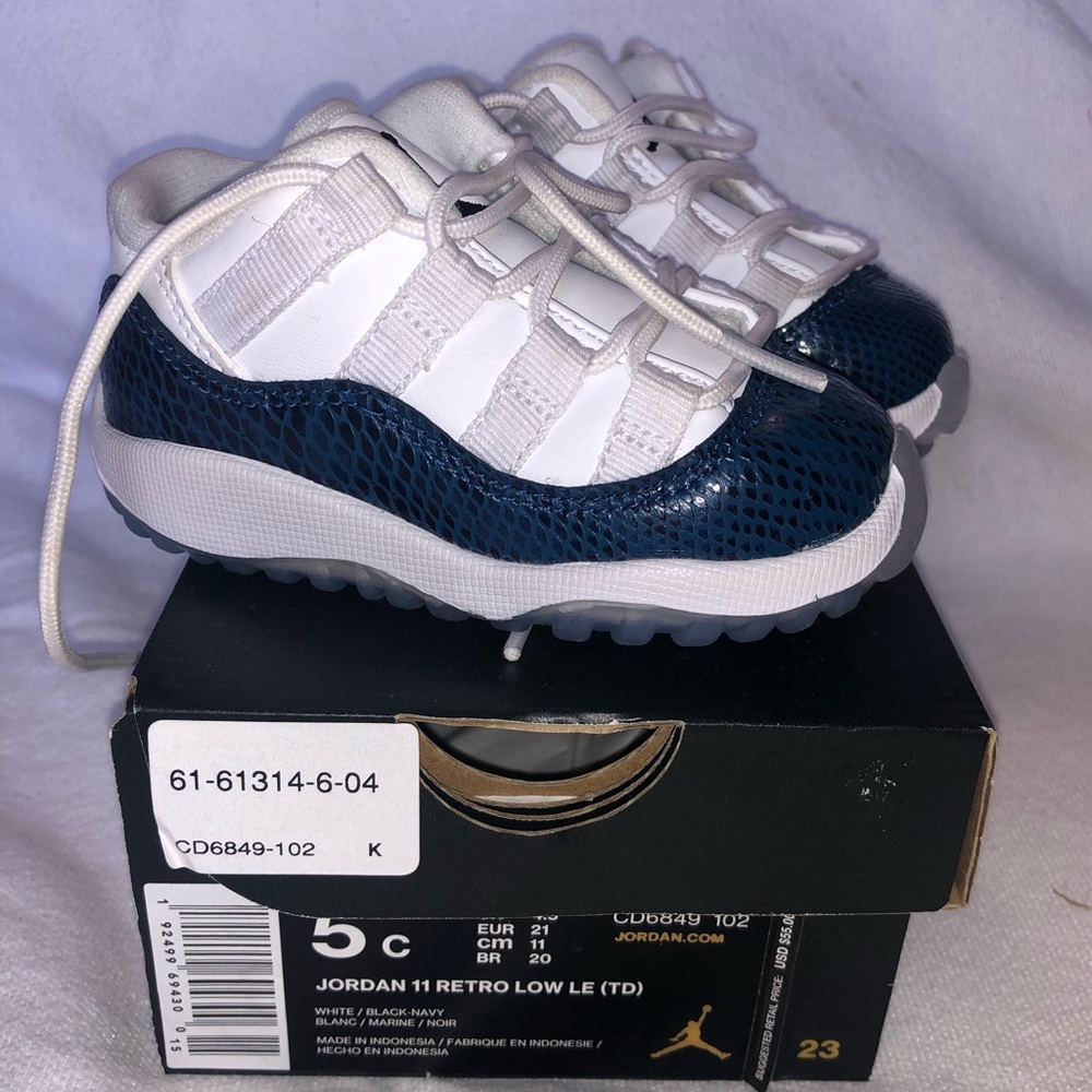 Jordan 11 Retro Low LE (TD)
